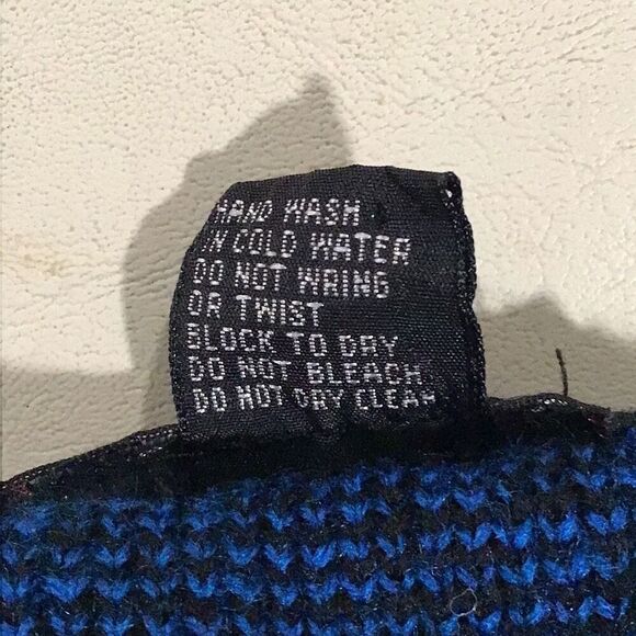 Sweater, Stitch by Stitch Womens Tunic Sweater, size Small, Blue and Black Geome - Picture 5 of 5